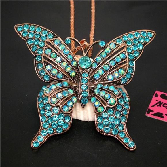 New Betsey Johnson Butterfly Statement Necklace - Picture 5 of 10